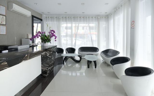 Hotel O Hong Kong Suites – Lobby – Miri