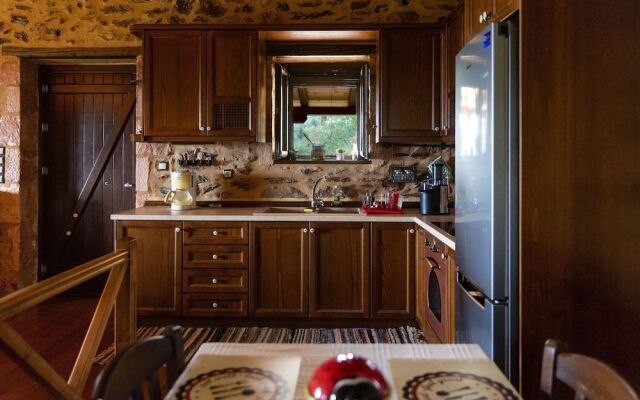 Mystras Village House