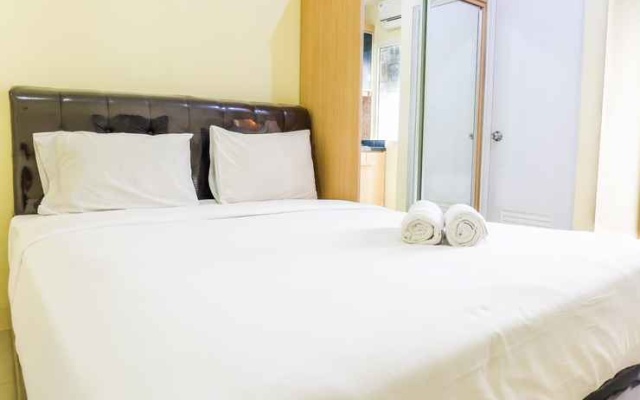 Compact and Cozy Studio Apartment Green Pramuka City By Travelio – Guest Rooms – Jakarta