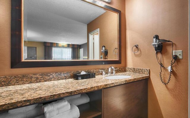 Best Western Plus Stovall's Inn