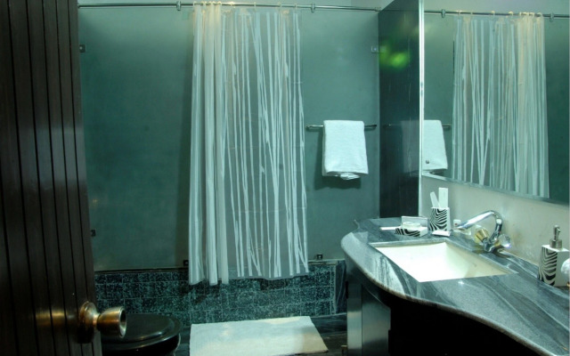 66 Residency - A Boutique Hotel