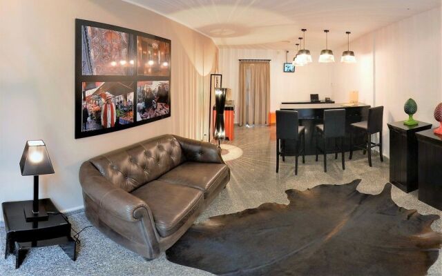 In Suite