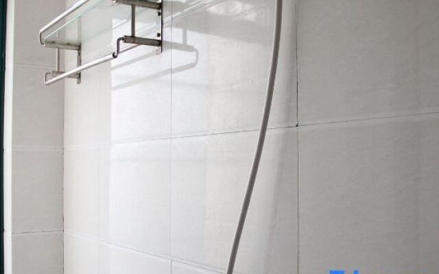 Qixia Hong'an Hostel