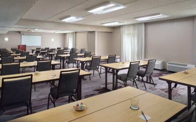 Courtyard Charlotte Arrowood