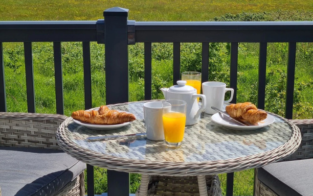 Vendee Lodge