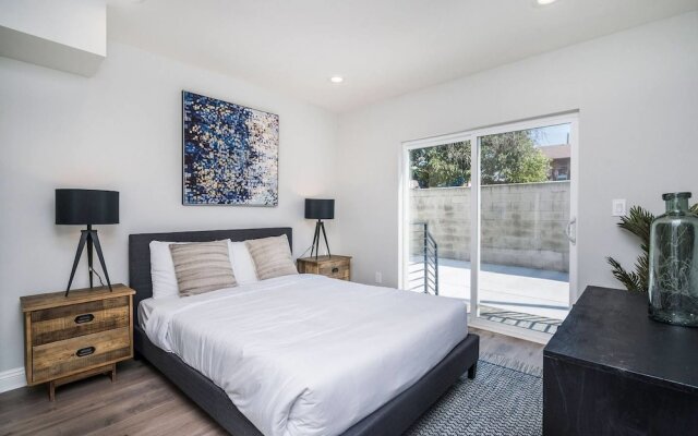 Brand NEW Modern Luxury 3bdr Townhome In Silver Lake