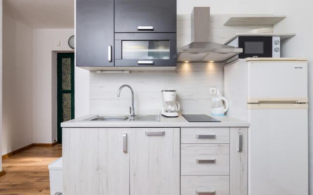 Nice Home in Barbat With Wifi and 1 Bedrooms