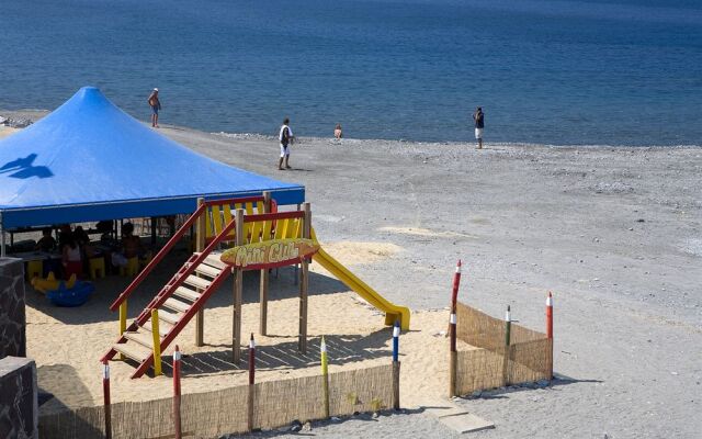 Le Mandrelle Beach Resort