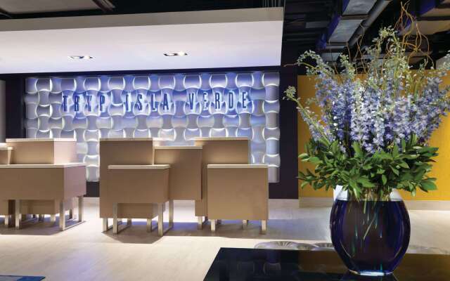 TRYP by Wyndham Isla Verde