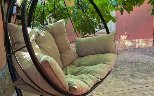 Red House Family Hotel