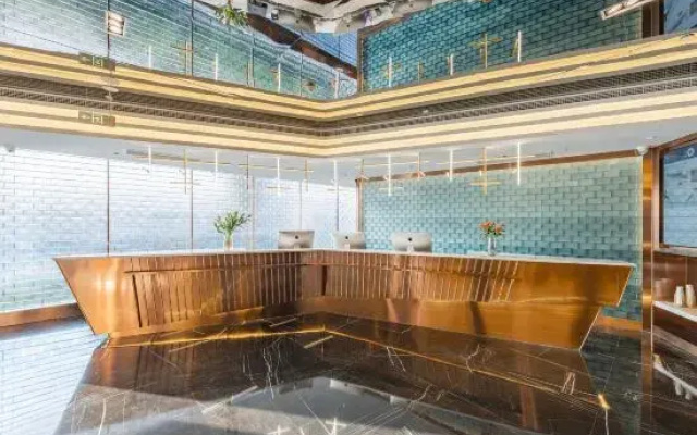 Atour Hotel, Baoyu Plaza, North Changjiang Road, Kunshan
