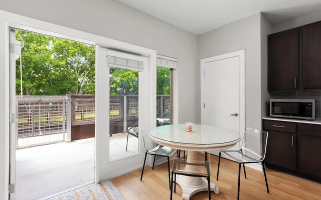Rare 2BR in Prime Location