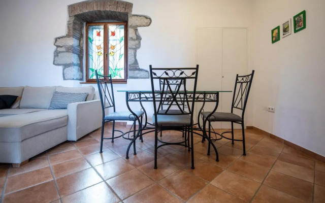 Old town studio and apartment