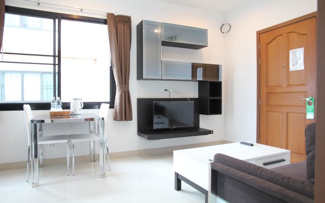 V-Twin Donjan Service Apartment