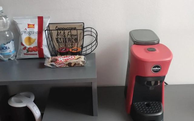 Metro Station MiniMini VAN house