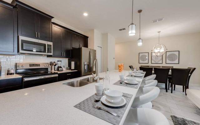 New 4 bedroom villa, best location