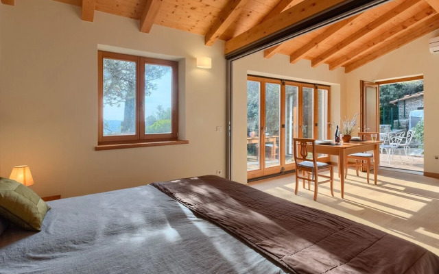 "holiday House in Pula,30 m From the Sea"