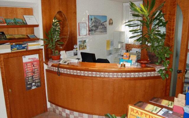 Hotel Ideal
