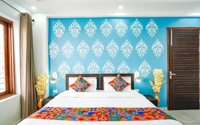Fabhotel Tanvi Premium