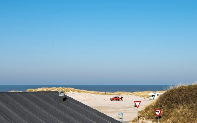 Beautiful Holiday Home in Henne Near Sea