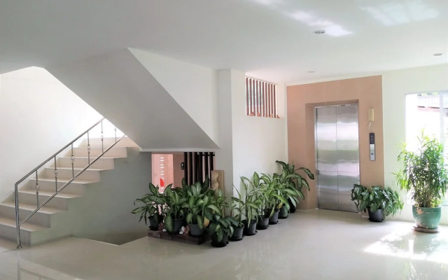 P. Place Service Residence