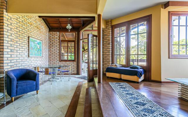 Casa rústica a 350m do Pátio Milano RIJ204