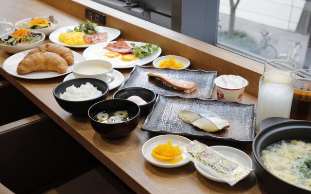 Tamacabin Osaka Honmachi