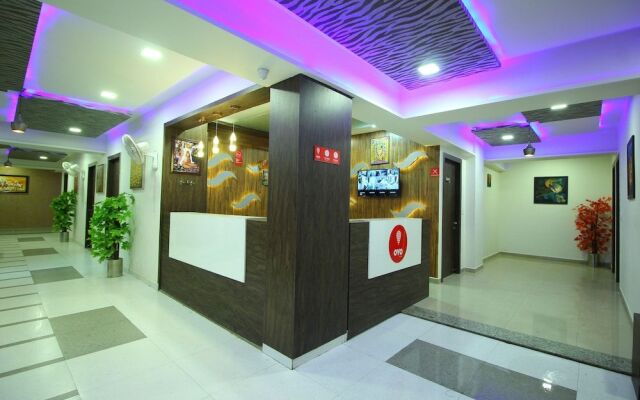 OYO 9238 Hotel Meet Palace