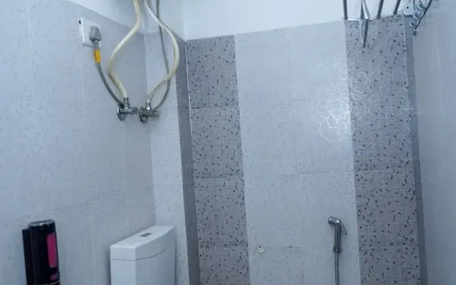 Happy Stay by OYO Rooms