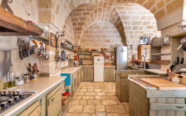 1822 Masseria Acciano by Perle di Puglia