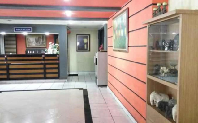 Hotel Davinci Cisarua