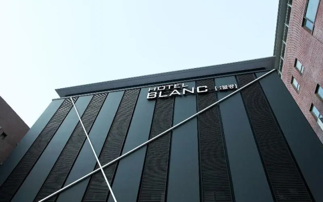 Hotel Blanc