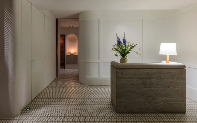 Elysium Hotel 