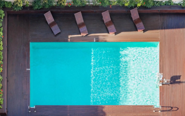 Hotel ILUNION Valencia 4