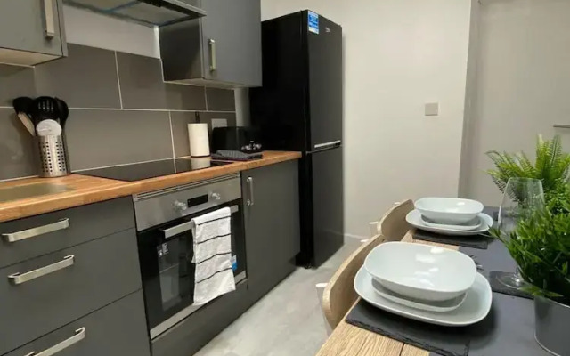Host Stay Waterfront