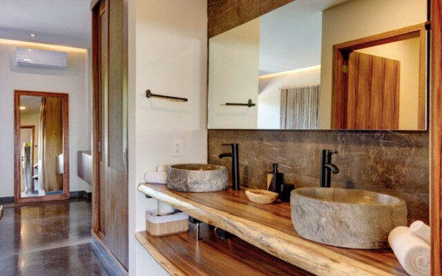 Adora Tulum 205 By Lockey