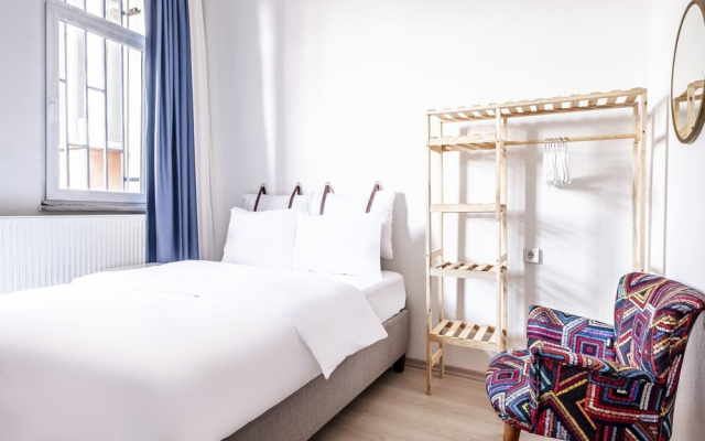 Lovely Studio Apartment In Sisli With Balcony