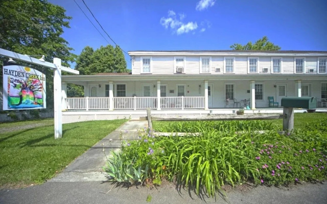 The Hayden Creek Inn