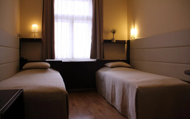 Hotel Unique
