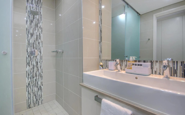 Sandton Skye Unit 702