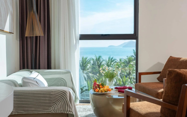 Starcity Hotel & Condotel Beachfront Nha Trang