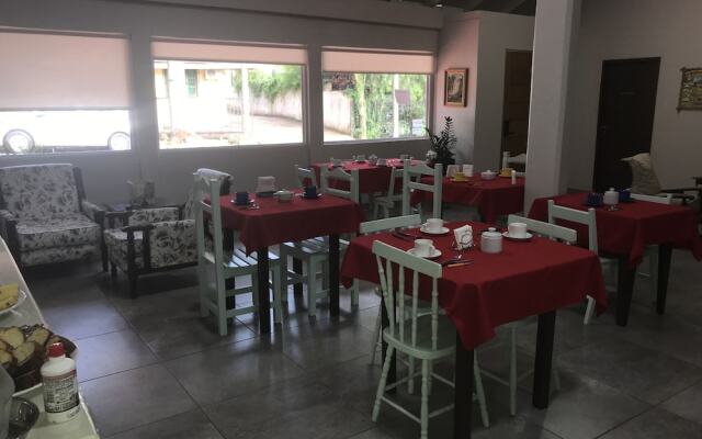 Hosteria Mola