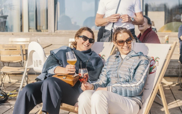 Belcasa Beach Suites & Lofts