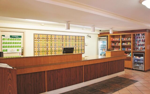 La Quinta Inn by Wyndham Houston Greenway Plaza Medical Area