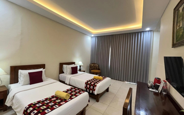 Lovina Beach Hotel
