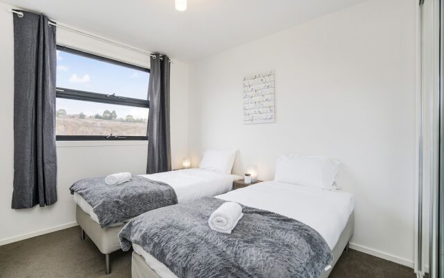 Roomerang at Grandvalley 9
