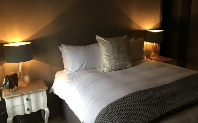 The Lion Hotel - Pub & Restaurant