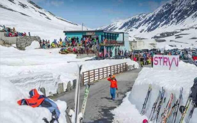 Hytte i Stryn med elbil lader