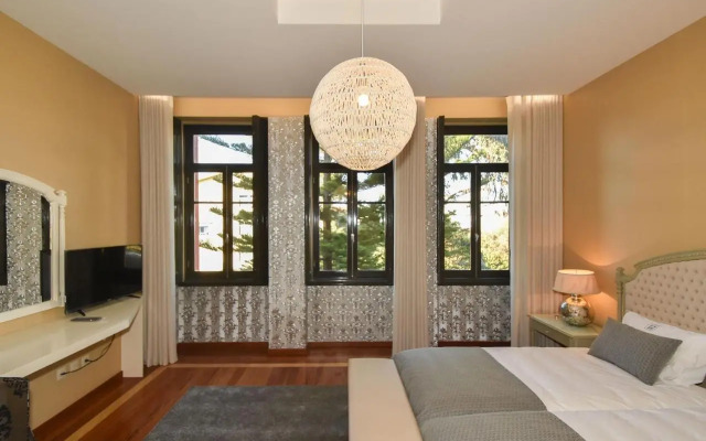 GR Suites