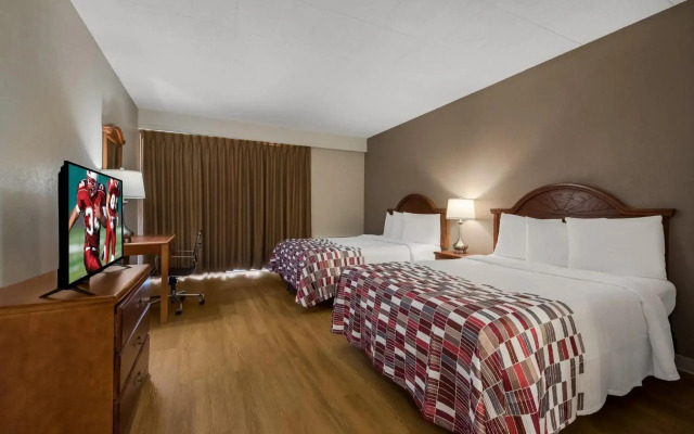 Red Roof Inn & Suites Newark - University